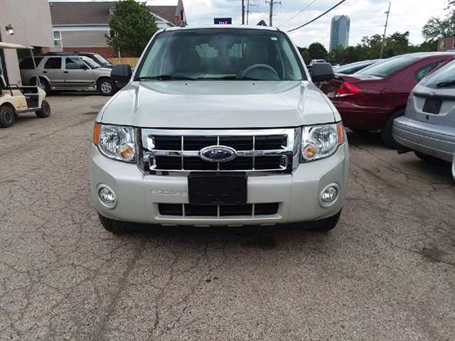 2008 Ford Escape XLT 4dr SUV I4